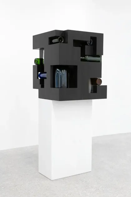 Alicja Kwade, Alicja Kwade, Dark Matter, 2021, ALK329 | Artworks | Mennour