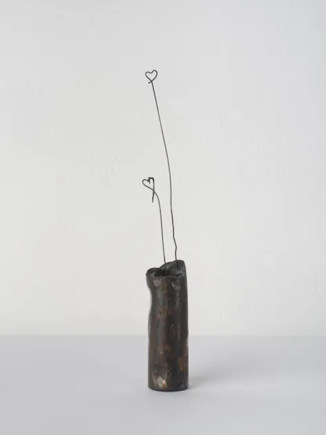 Petrit Halilaj, Petrit Halilaj, Abetare (Two Hearts), 2025, PH505 | Artworks | Mennour
