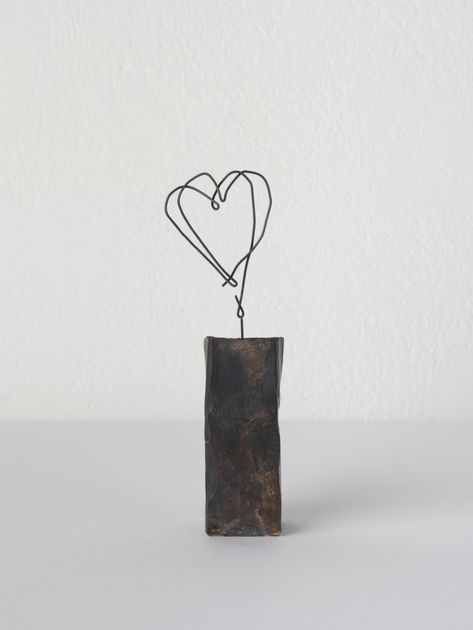 Petrit Halilaj, Abetare (Two Hearts), | Artworks | Mennour