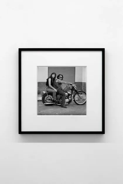 Alberto Garcia Alix, El gordo y Kitty, 1991, AG198 | Artworks | Mennour by Alberto Garcia Alix
