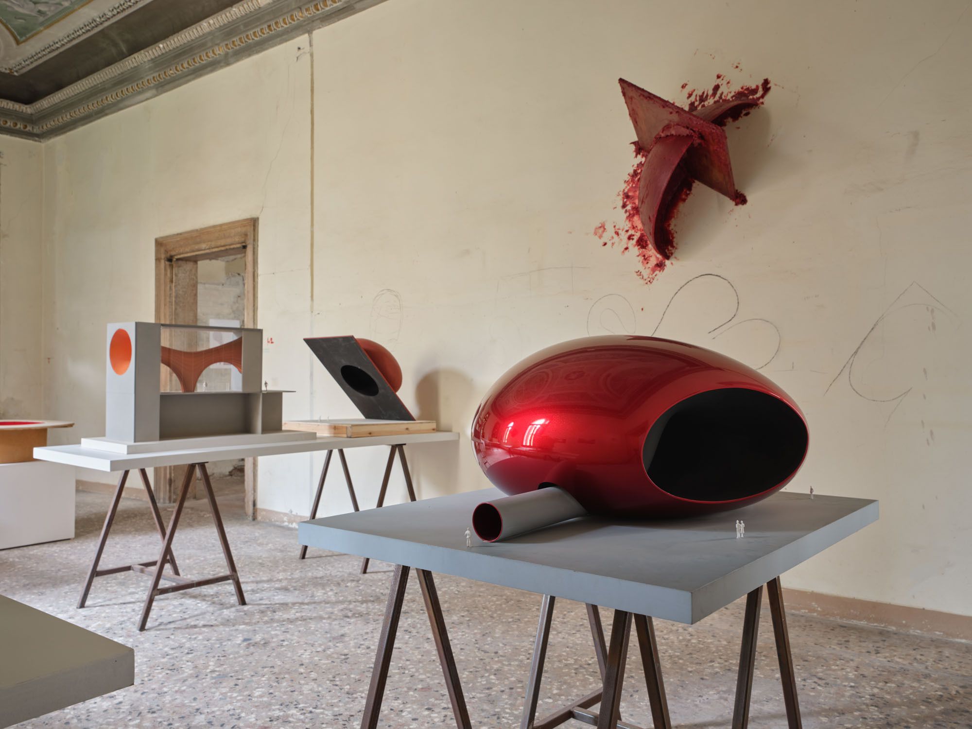 ANISH KAPOOR | Exhibitions | Mennour