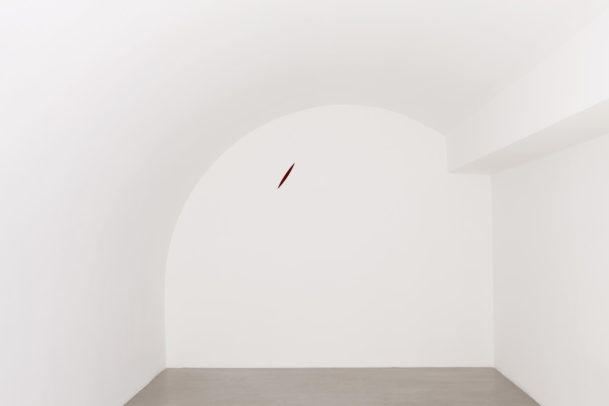 Anish Kapoor, Exhibition view, kamel mennour, Paris | Mennour