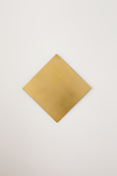 Concordant Golden Square 45&deg; turned - © Mennour