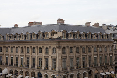 Exhibition view, Place Vend&ocirc;me, Paris - © Mennour